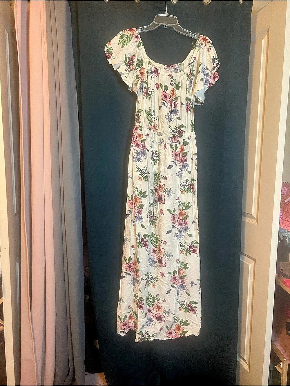 Floral Maxi Dress in White & Pink Like New